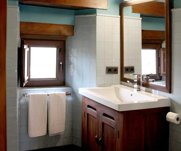 Complejo Rural De Villadiego 3*